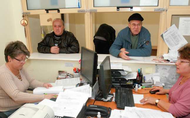 Peste jumătate dintre bugetari cred că unele concursuri la stat au rezultatul stabilit dinainte (Sondaj APSAP)
