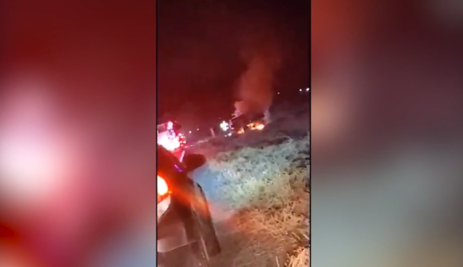 Accident șocant în California. 7 copii și 2 adulți au murit după ce o mașină a fost „complet cuprinsă de flăcări”, în urma unui impact