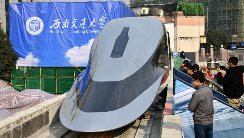 Chinese Super Bullet Maglev Train Will Travel At 620kmh