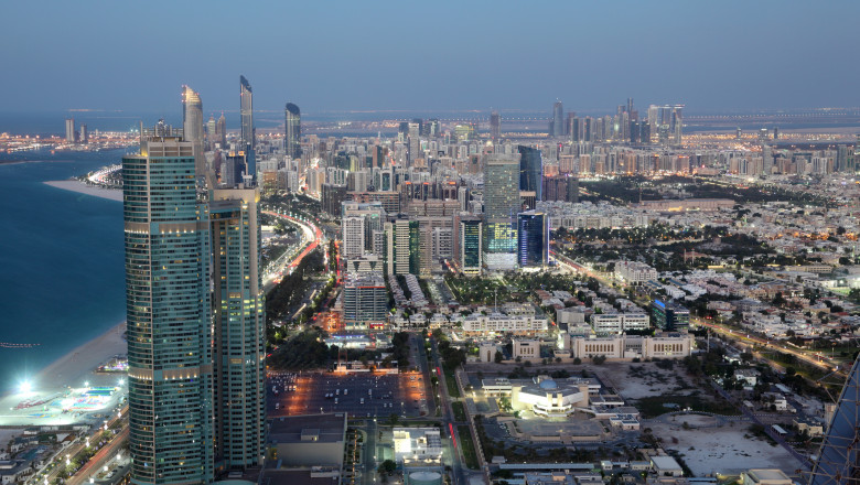 Vedere aeriană din Abu Dhabi.
