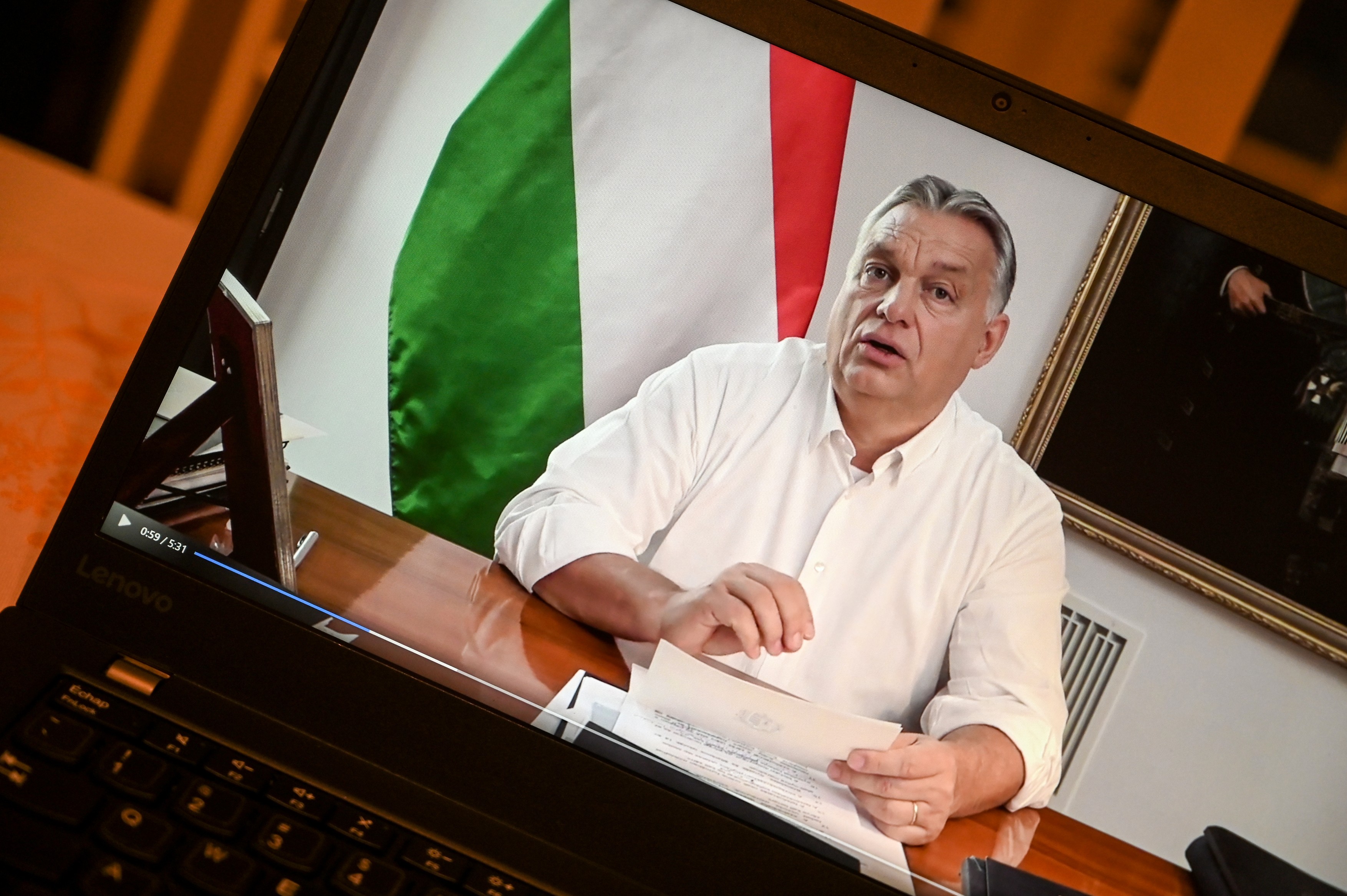 Ungaria vrea să sancționeze companiile de social-media pentru că „limitează vizibilitatea opiniilor creștine”