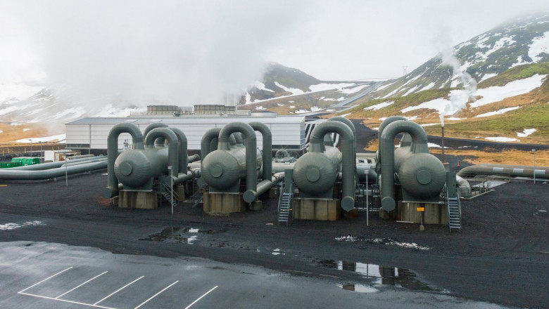 Centrala geotermala de la Hellisheidi islanda