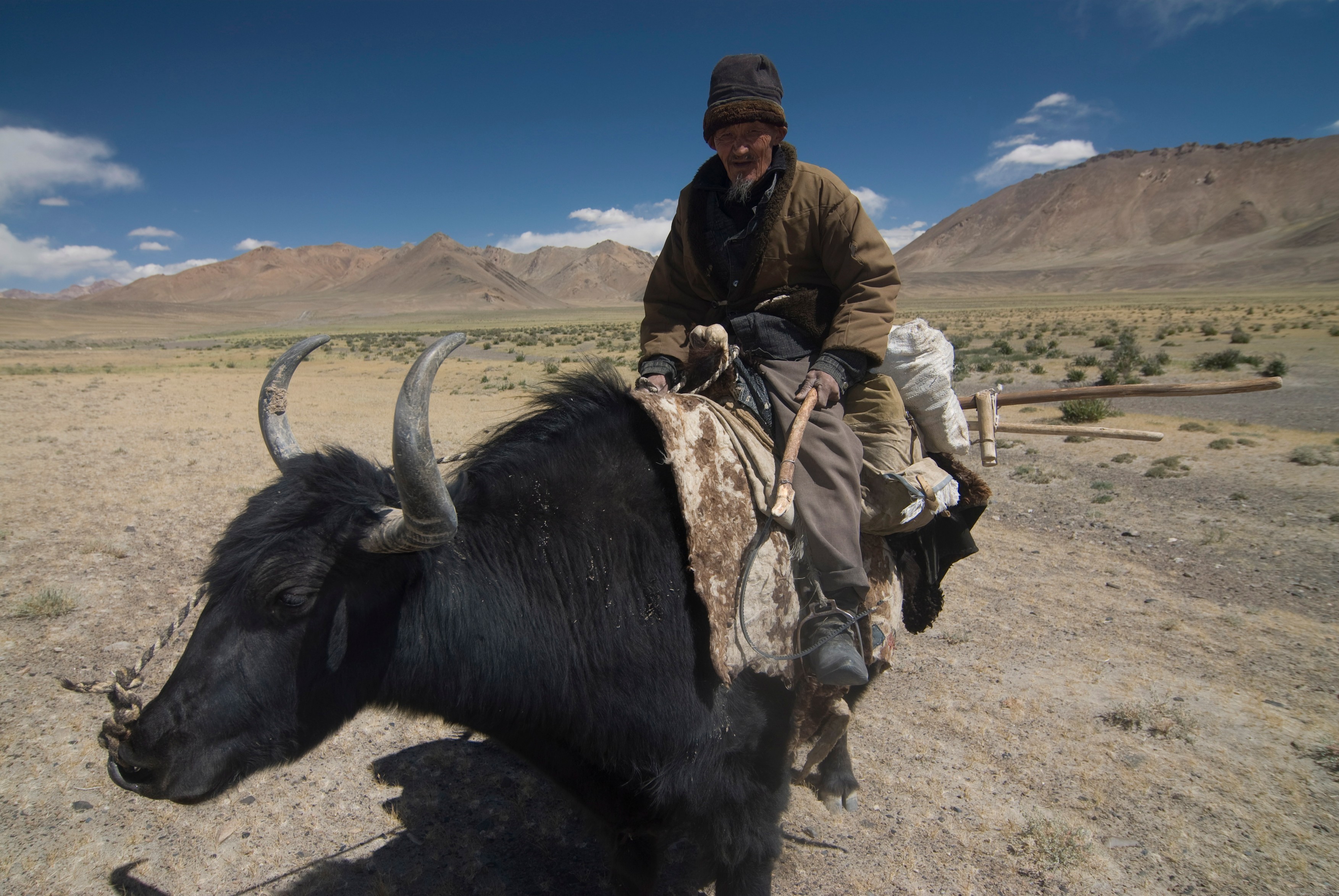 Președintele din Tadjikistan anunță că "nu mai există coronavirus" în țara sa
