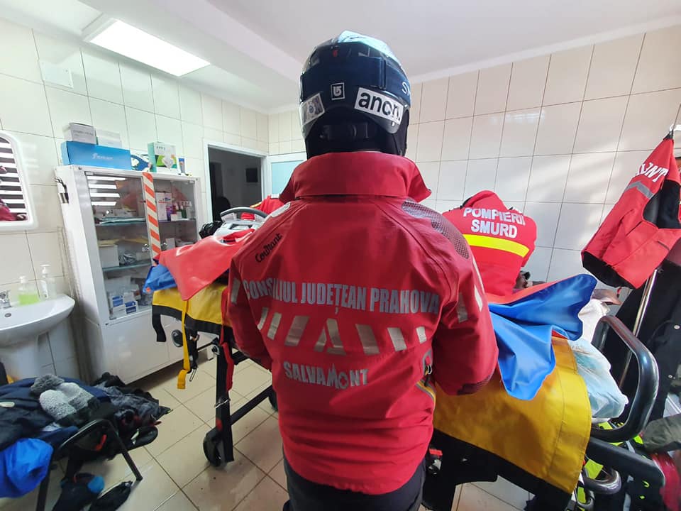 Doi copii au căzut într-un râu, în Aguza, după ce tatăl a pierdut controlul ATV-ului