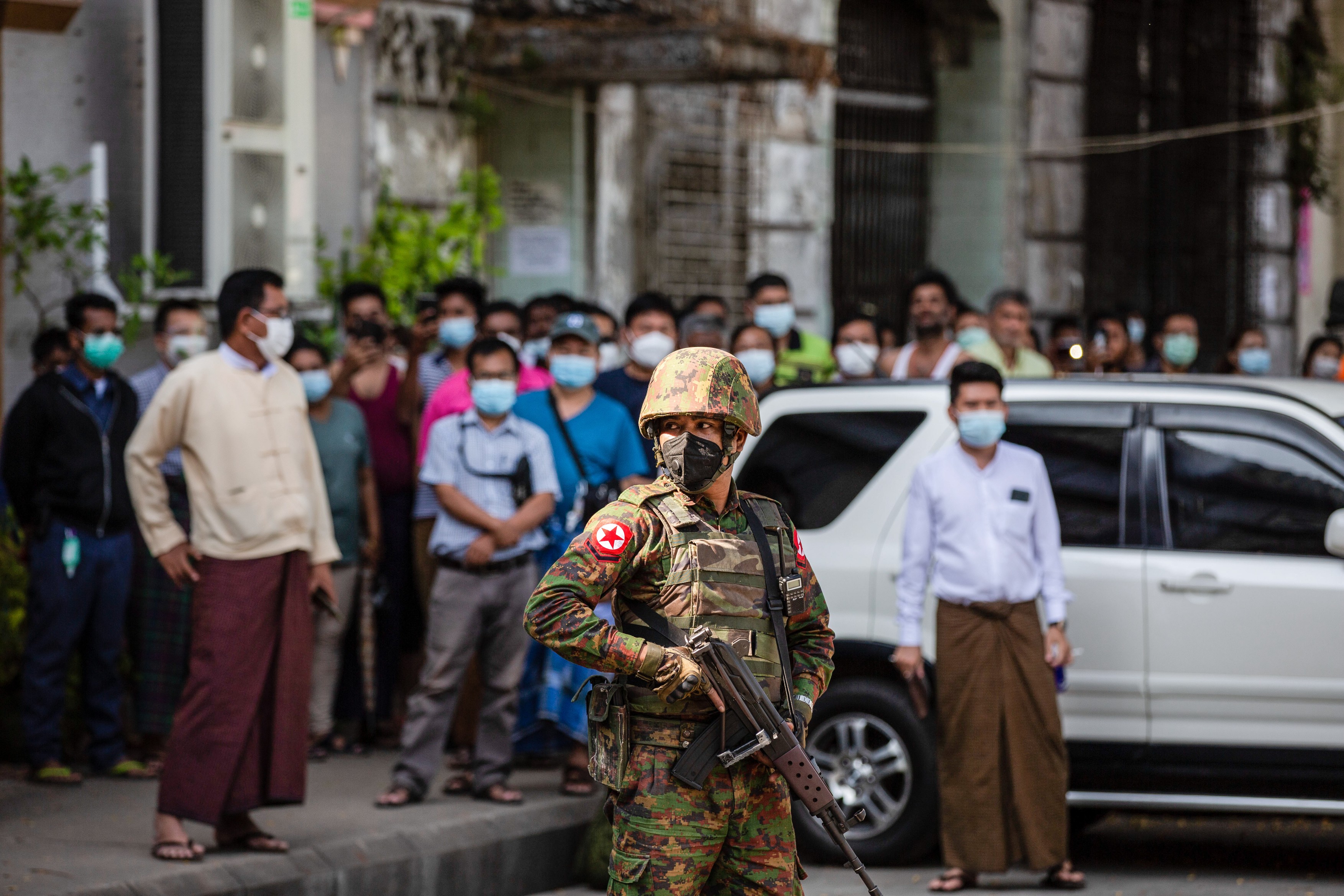 Junta militară din Myanmar a eliberat peste 23.000 de deţinuţi. Amnesty International: Spectacol menit să deturneze atenția