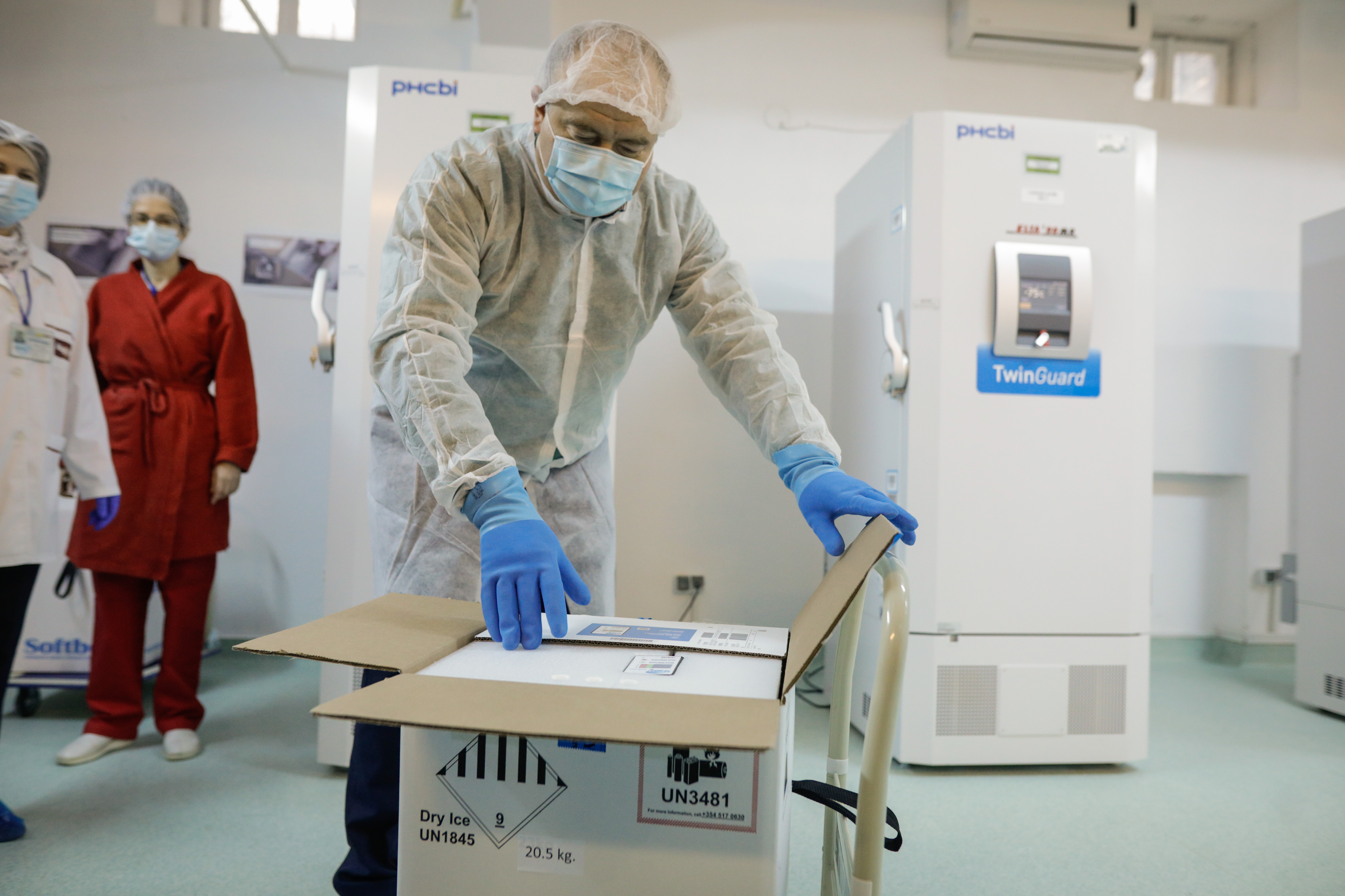 Cât de posibilă este varianta producerii unui vaccin anti-Covid în România