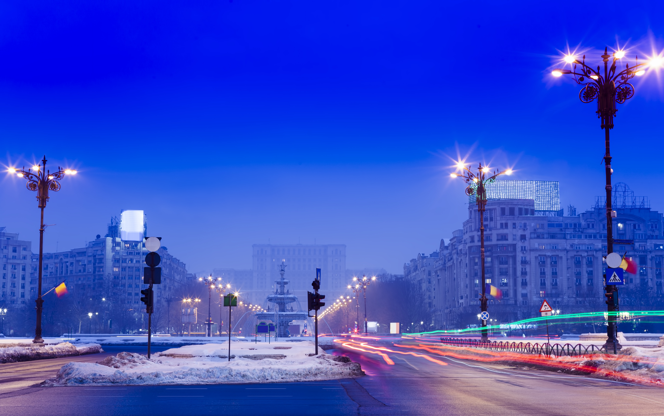 Studiu: Zone importante din București se deplasează și cu câteva zeci de milimetri anual. Sunt afectate proiecte mari de infrastructură