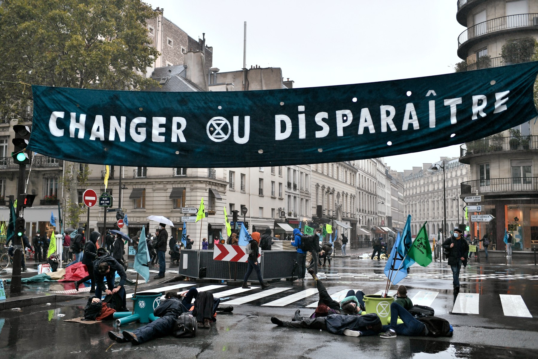 Un tribunal a condamnat statul francez pentru că nu și-a respectat angajamentele privind schimbările climatice