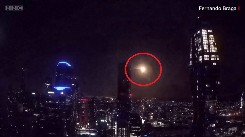Meteor filmat pe cerul nopții, în Melbourne VIDEO