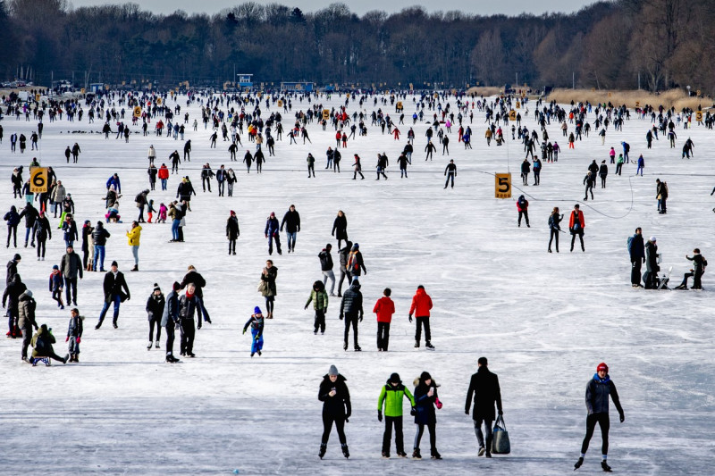 Seasonal weather, Amsterdam, Netherlands - 14 Feb 2021