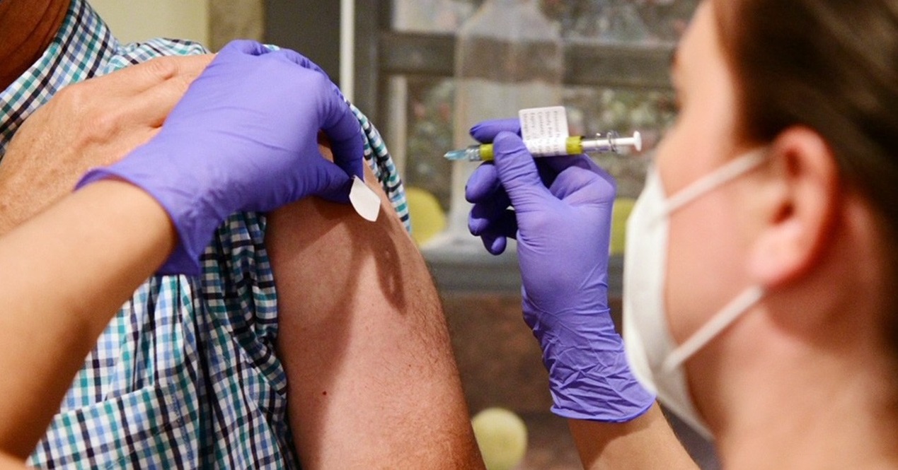 Agenţia Europeană a Medicamentului a primit cererea de autorizare a vaccinului Johnson&Johnson. Ce eficacitate are serul