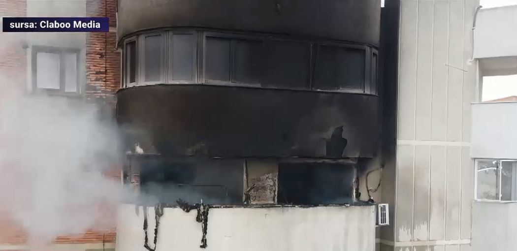Procurorii militari anchetează intervenția pompierilor la incendiul din Constanța, în care a murit o femeie