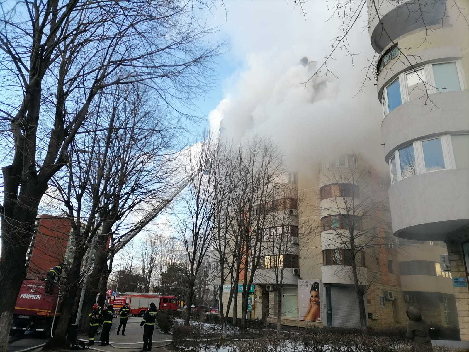 Șeful ISU Dobrogea: Autoscara a fost trimisă la incendiu la 5 minute după ce femeia a căzut de la balcon