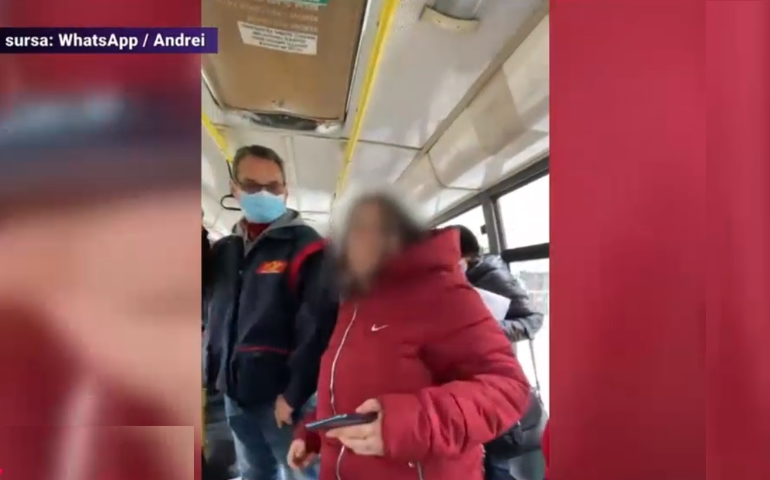 VIDEO. O femeie a devenit agresivă când a fost filmată fără mască în autobuz. Niciun călător nu a reacționat
