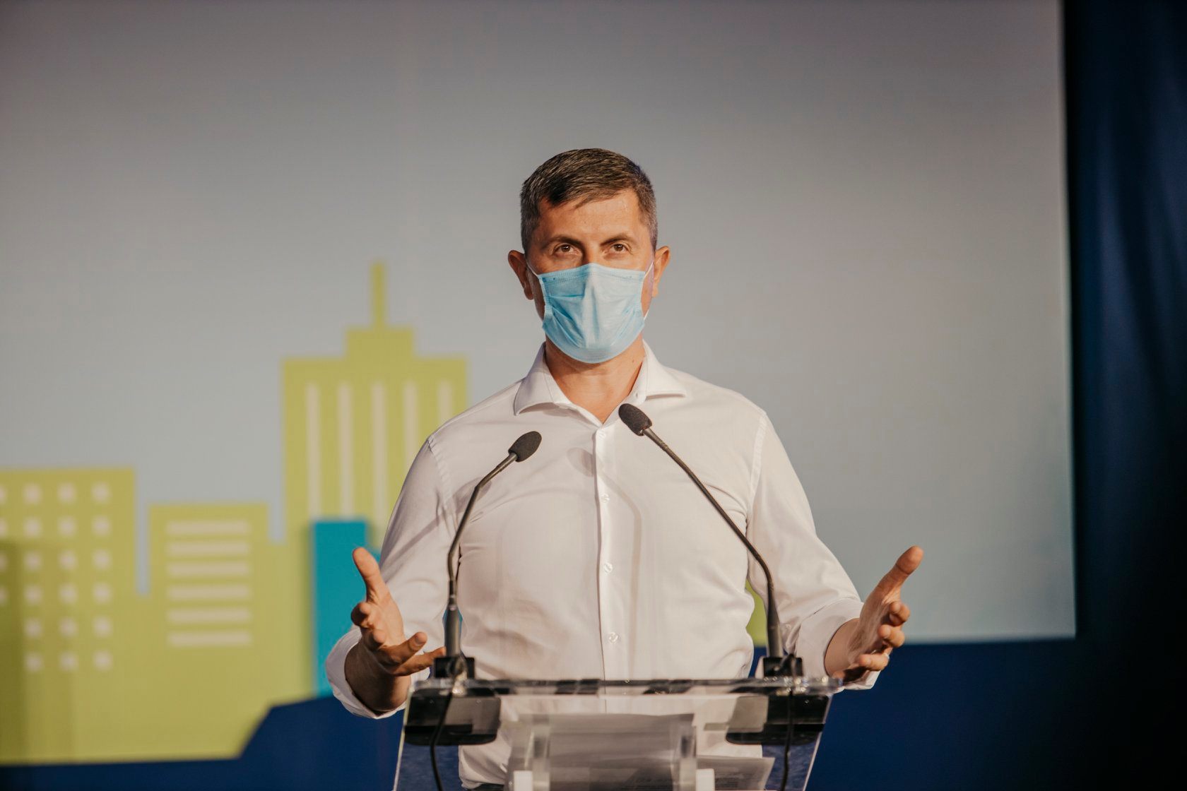 Dan Barna: Studenții vor avea 50% gratuitate la călătoriile cu trenul