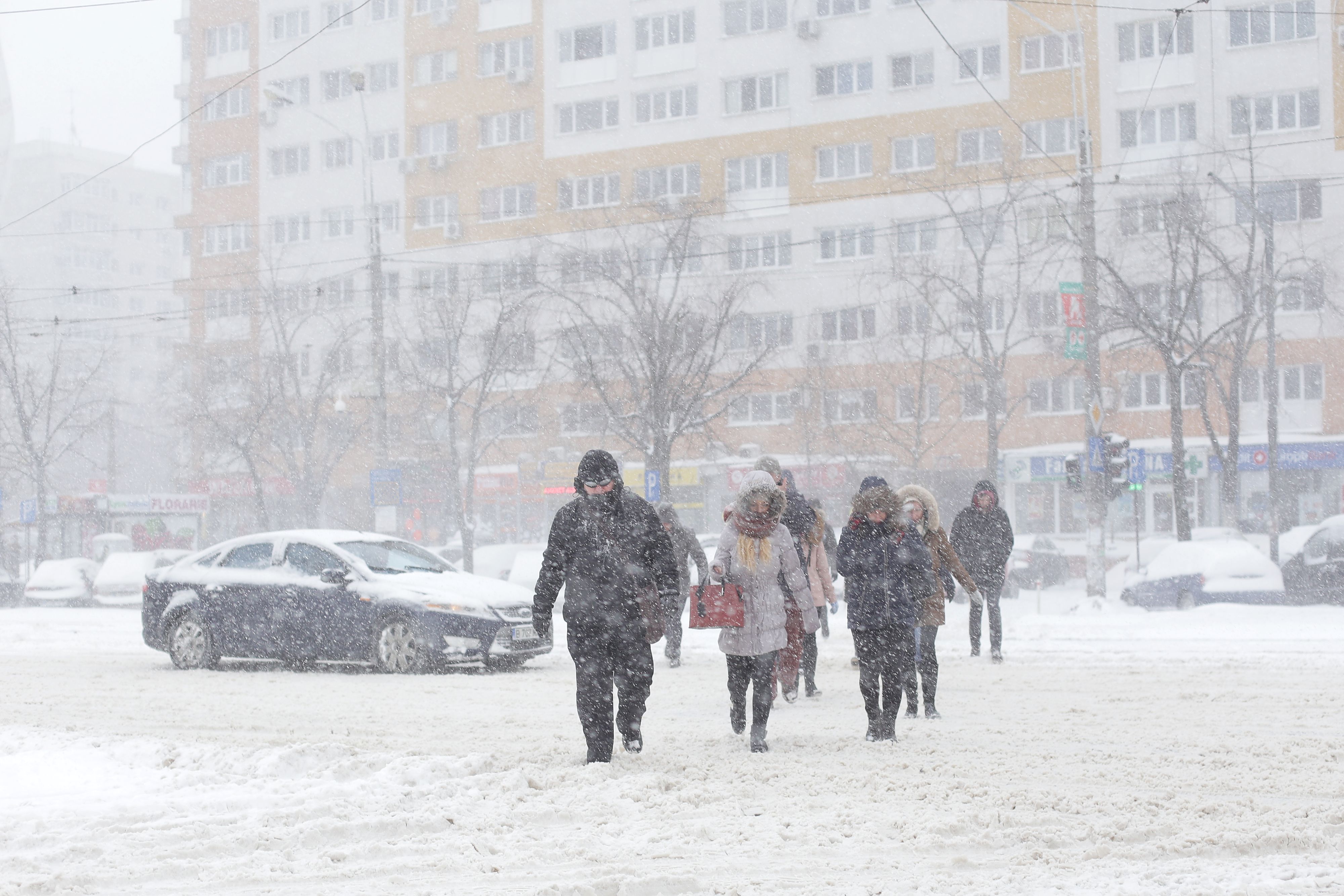 Prognoză specială pentru București: Temperaturile scad brusc, de pe o zi pe alta, de la 16 grade la minus 2 grade