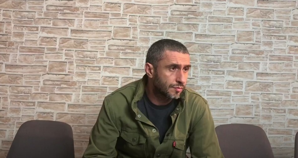 Actorul Dragoș Bucur revine după controversatul anunț că nu se vaccinează: „Sunt dator să răspund”