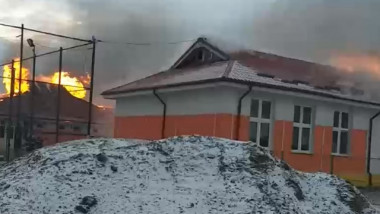 Incendiu la o școală din Vaslui