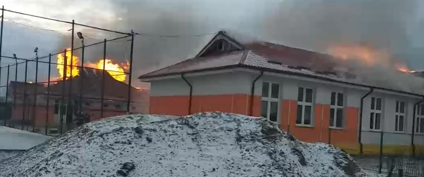 Incendiu la o școală din Vaslui. Focul a izbucnit de la centrala termică