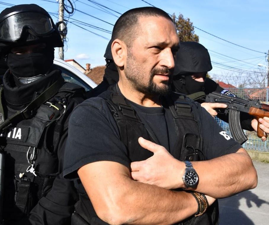 Traian Berbeceanu, fostul şef BCCO Alba, a obţinut în instanţă daune morale de 200.000 de euro, pentru că a fost anchetat nejustificat