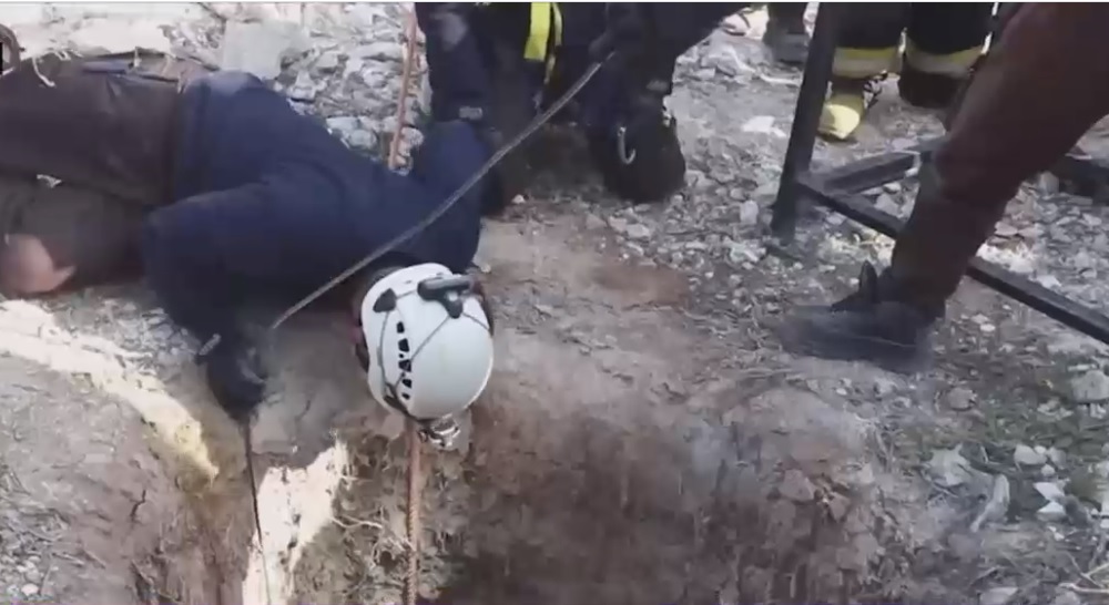 Operațiune spectaculoasă de salvare a unei fetițe din tunelurile subterane ale orașului Alep -VIDEO