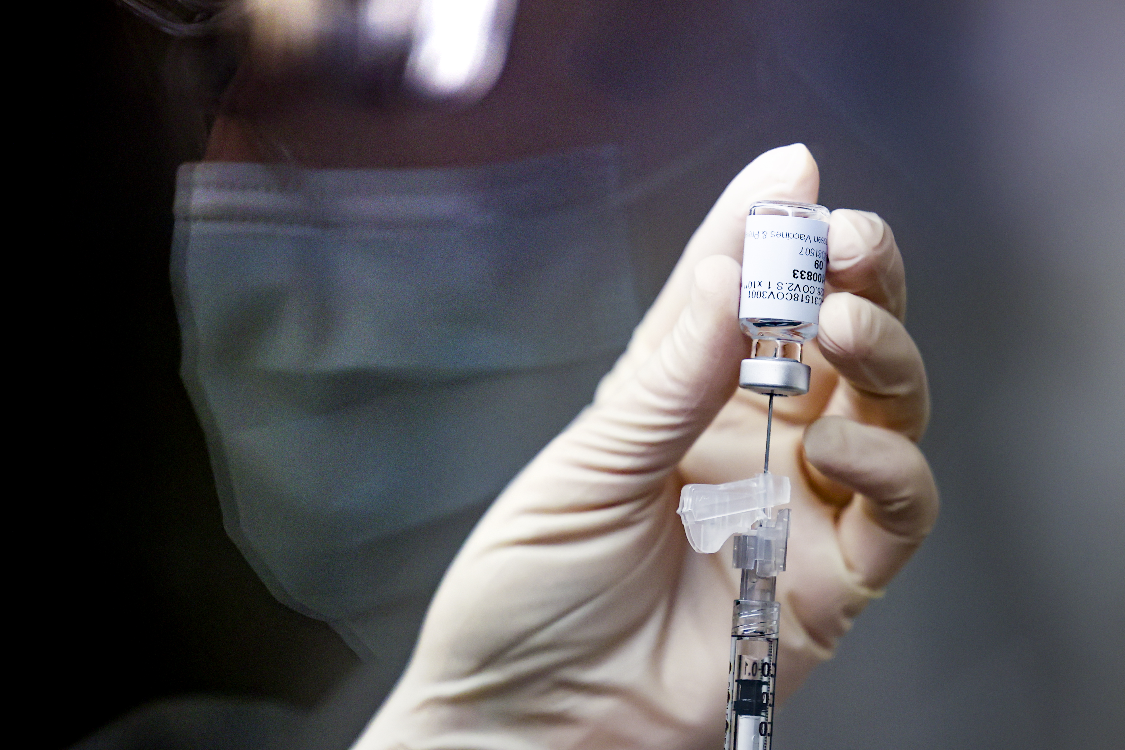 Vaccinul Johnson & Johnson are o eficiență de 85% împotriva celor mai grave cazuri de Covid, potrivit administrației SUA