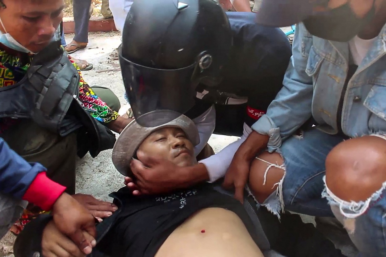 Cea mai sângeroasă zi în Myanmar de la reinstaurarea dictaturii militare: cel puțin 18 protestatari au fost uciși