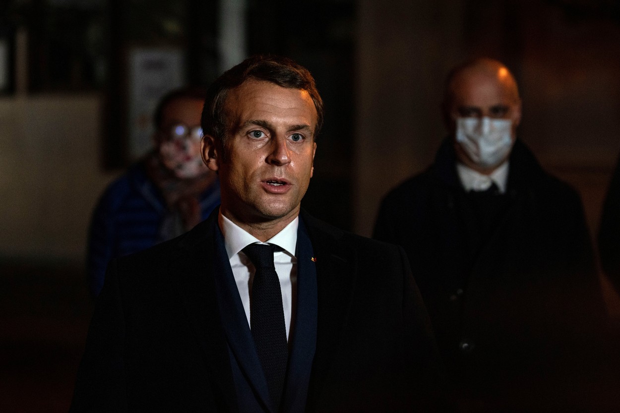 Emmanuel Macron, de la „NATO este în moarte clinică”, la „cred în NATO”