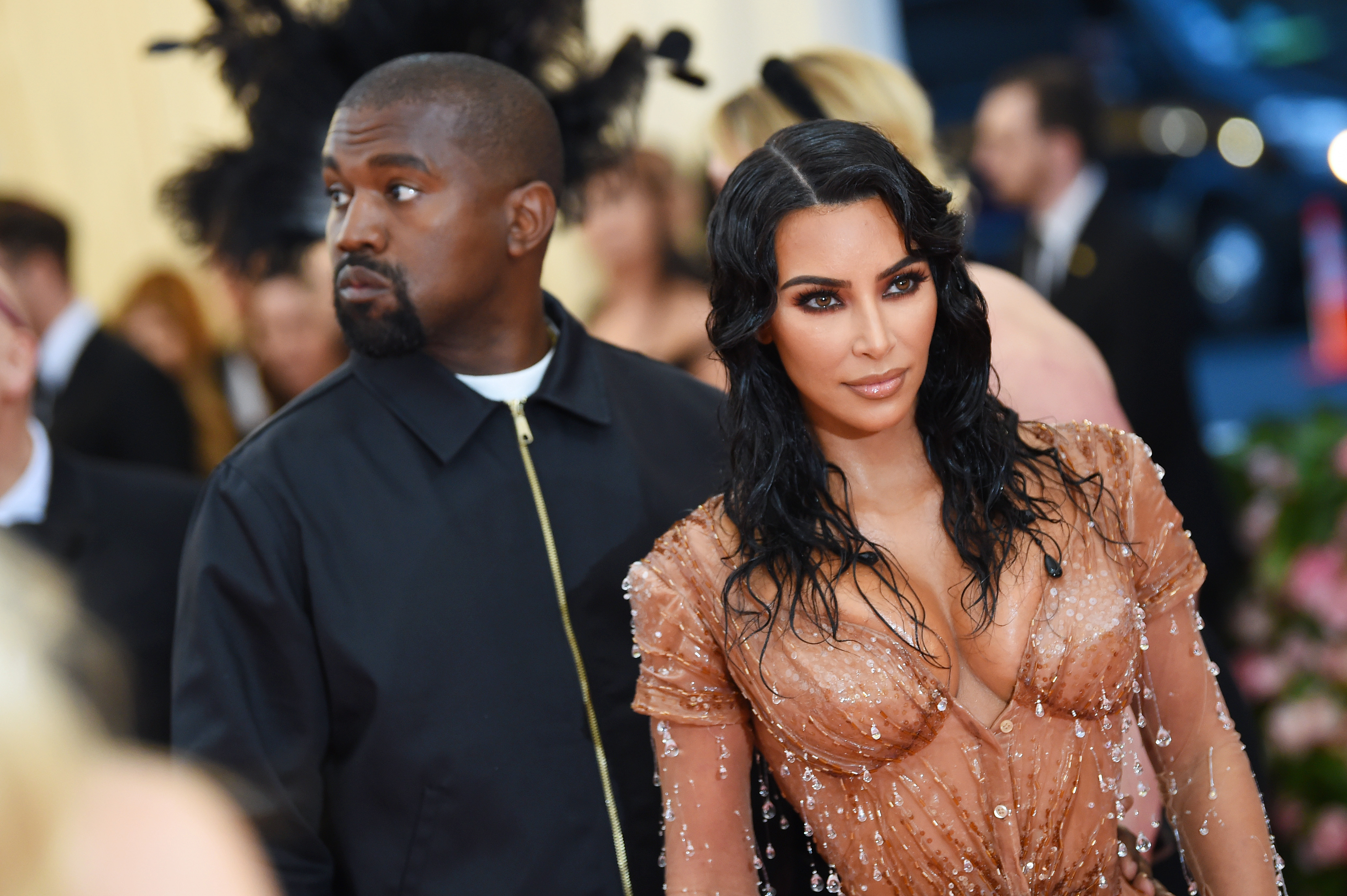 Kim Kardashian a depus actele pentru a divorța de Kanye West - GALERIE FOTO
