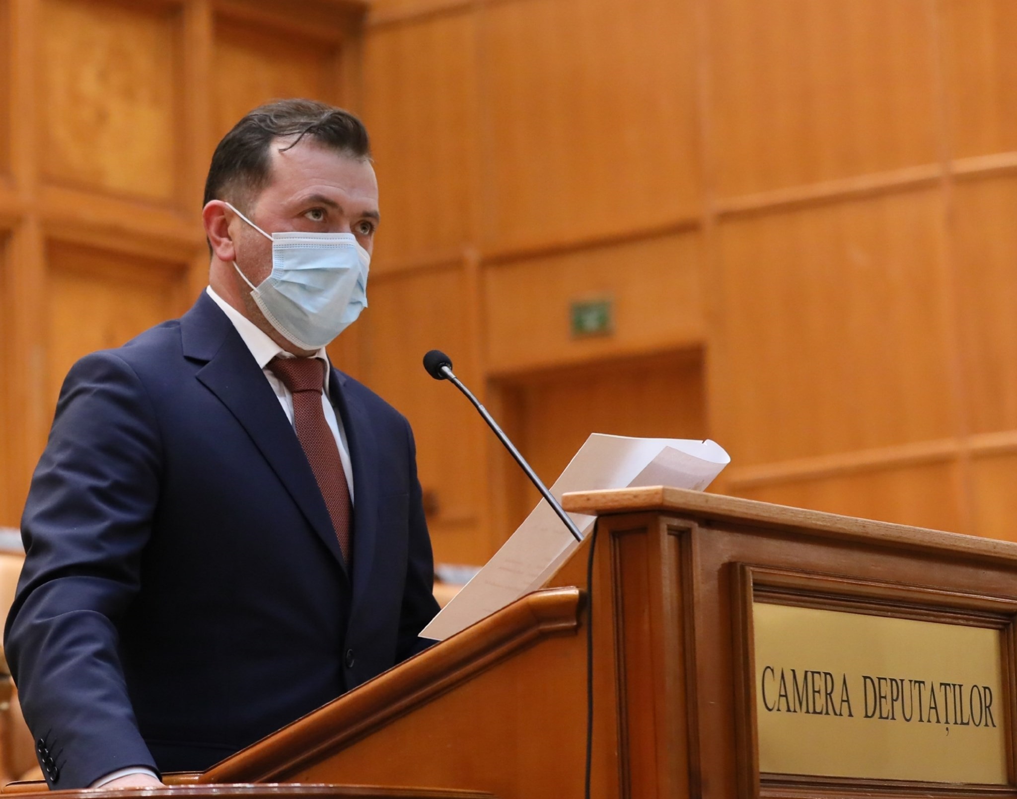 Un deputat susține că a fost discriminat într-o bancă din Galați, tocmai pentru că este parlamentar