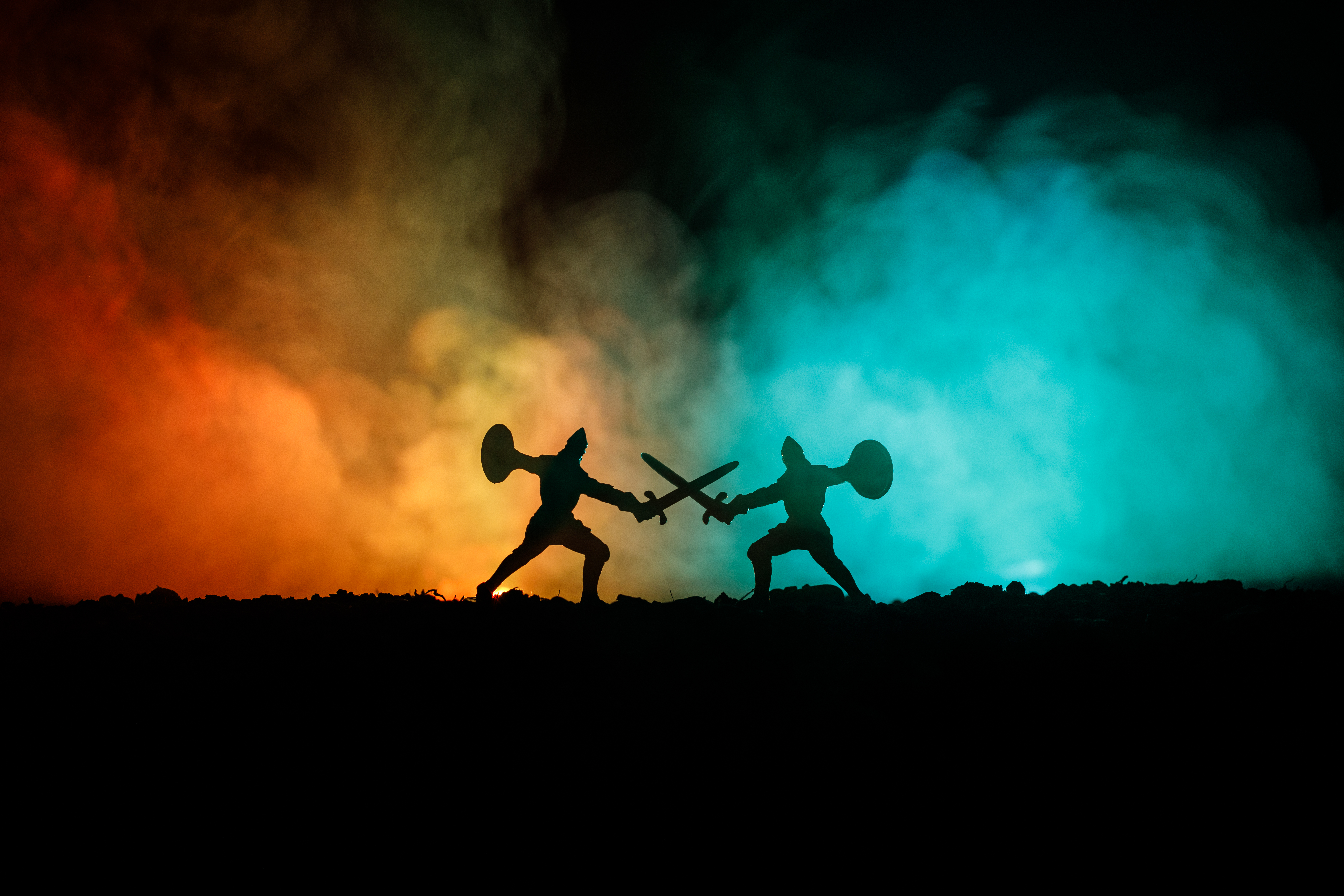 Duelurile politice ale anului. Cine sunt protagoniștii bătăliilor pentru putere din interiorul a trei mari partide din România