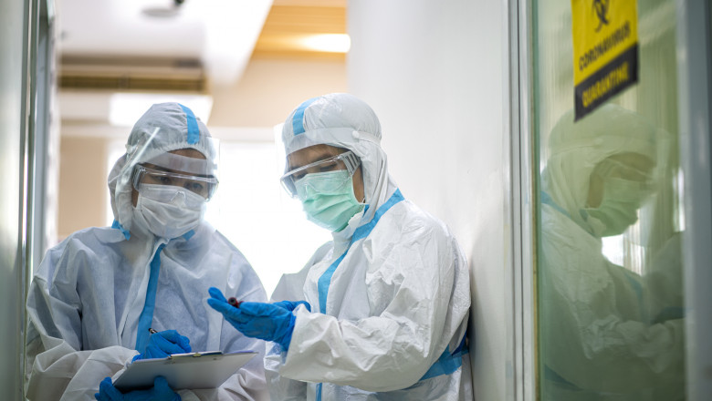 România trimite în Slovacia 5 medici şi 9 asistenţi medicali după solicitarea de asistenţă lansată de autorităţile din Bratislava
