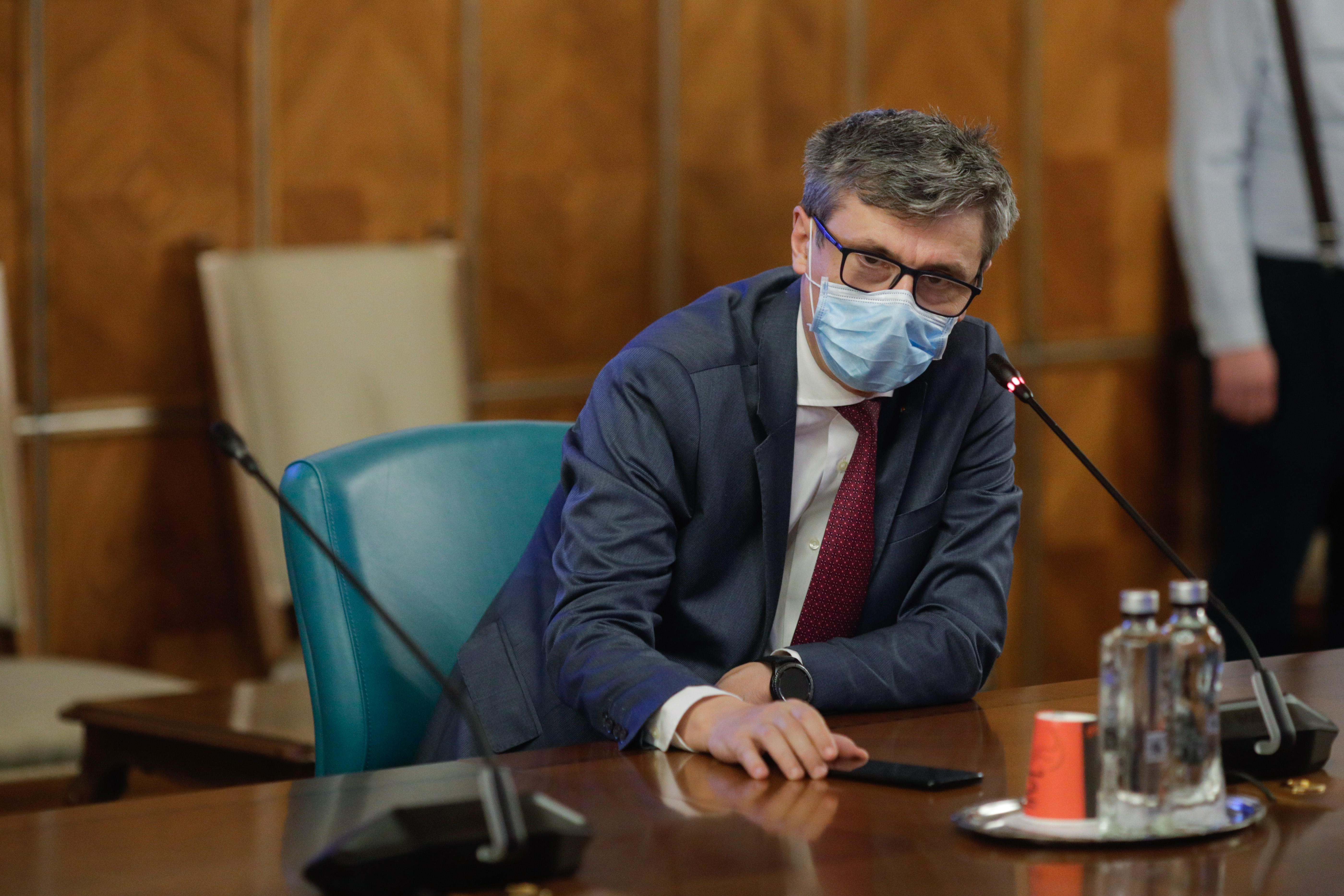 Virgil Popescu: Noua schema de compensare a facturilor se va aplica de la 1 februarie. Analizam ce vom face din aprilie