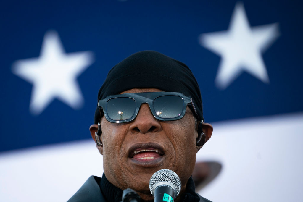 Stevie Wonder spune că se mută în Ghana din cauza climatului politic din SUA