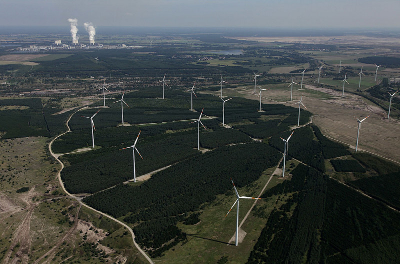 Turbine eoliene, instalaţii eoliene lângă Cottbus, Germania