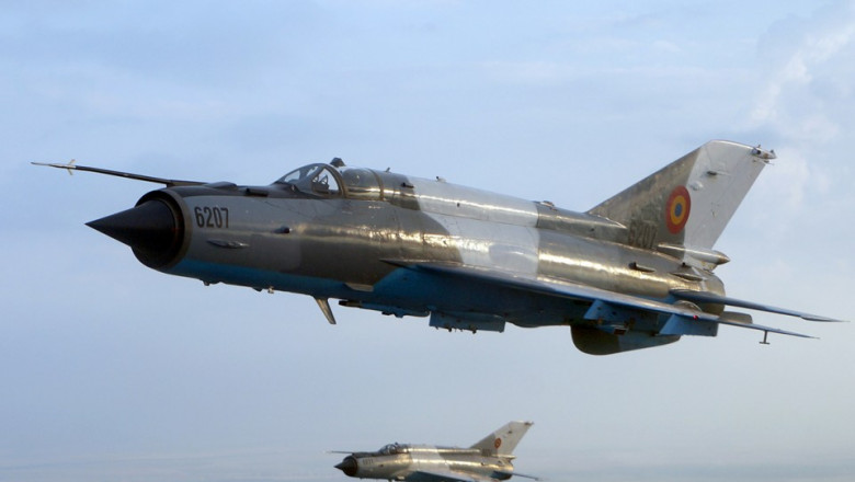 Anchetă la MApN după ce o aeronavă militară fost implicată într-un incident