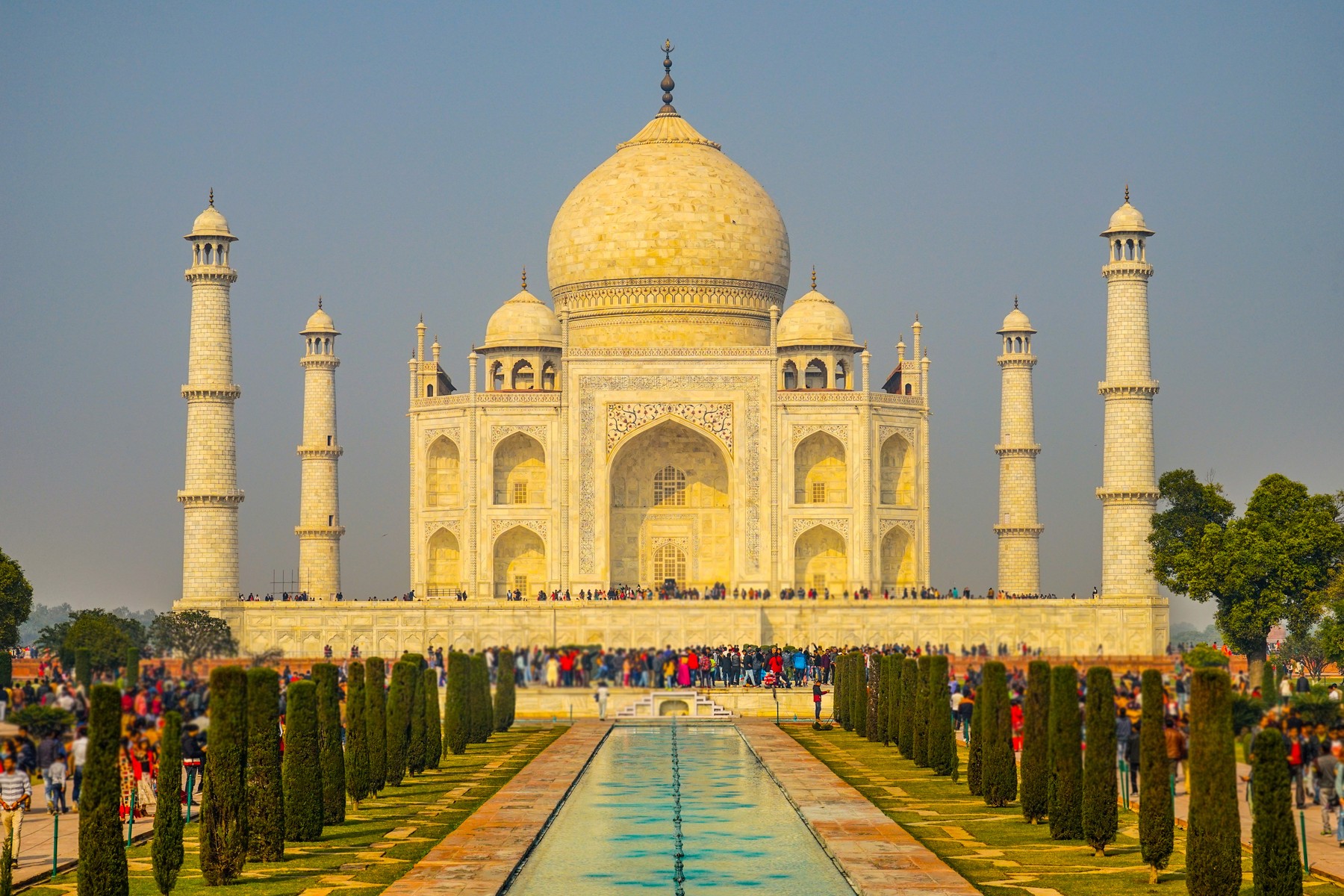 Taj Mahal, închis temporar în urma unei alerte cu bombă