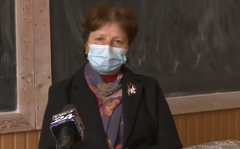 Reacția învățătoarei în scandalul mărțișorului: Probabil e o interpretare. Cuvântul „urât” nici n-a existat în exprimarea mea