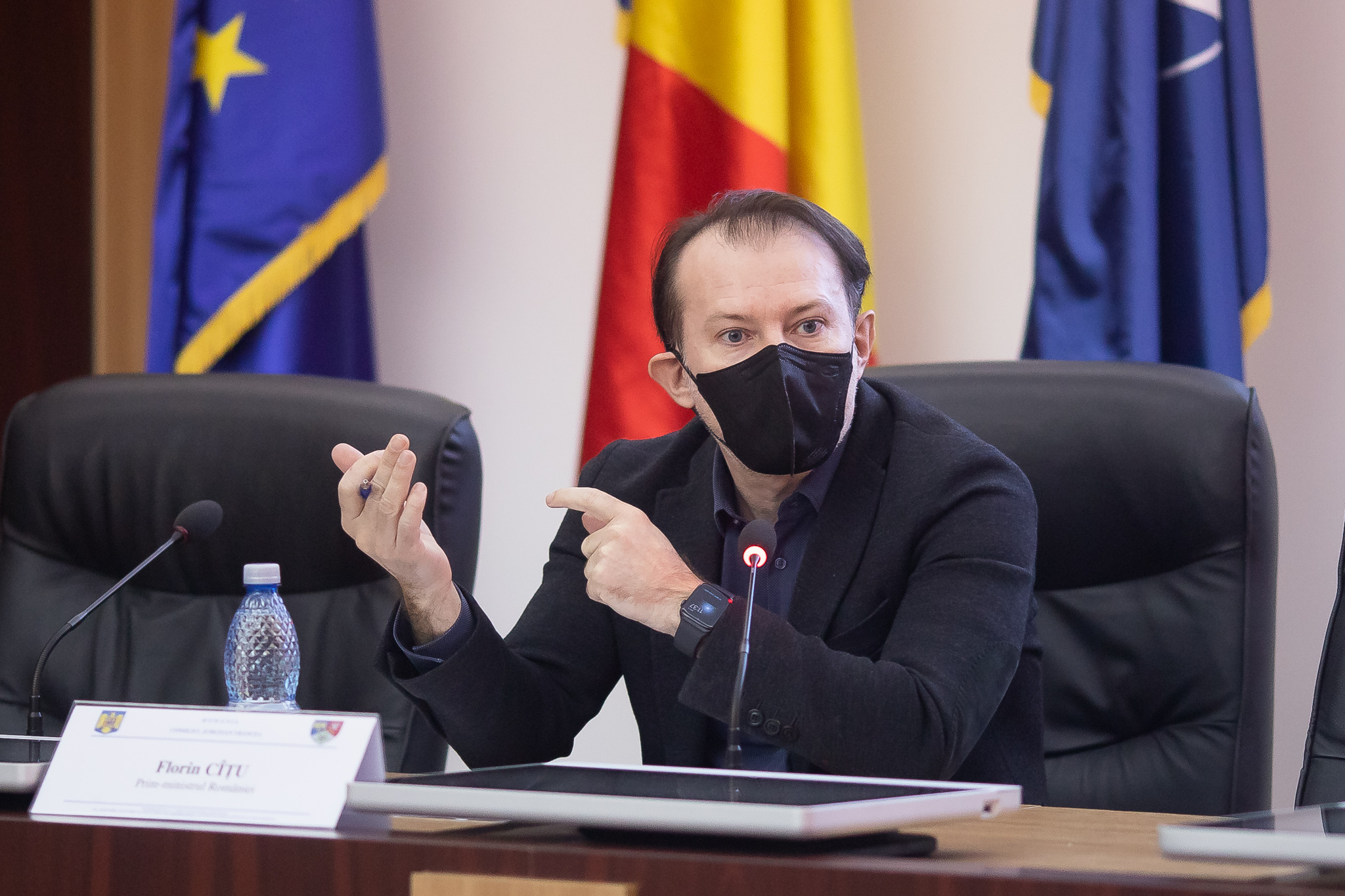 Cîțu, despre scandalul datelor publicate de Vlad Voiculescu: S-a format ideea că s-au vaccinat persoane care nu trebuiau. Să explice