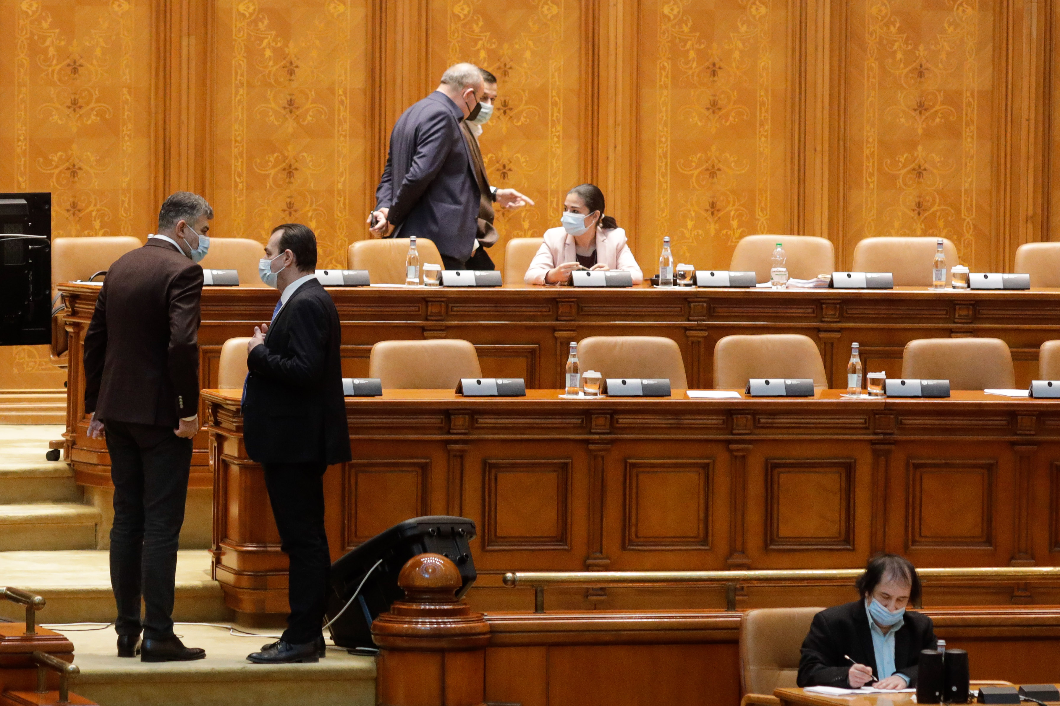 Ciolacu amenință cu plângeri penale: „Au alocat bani doar pentru primarii lor”. Orban: „PSD să tacă pe subiectul ăsta”