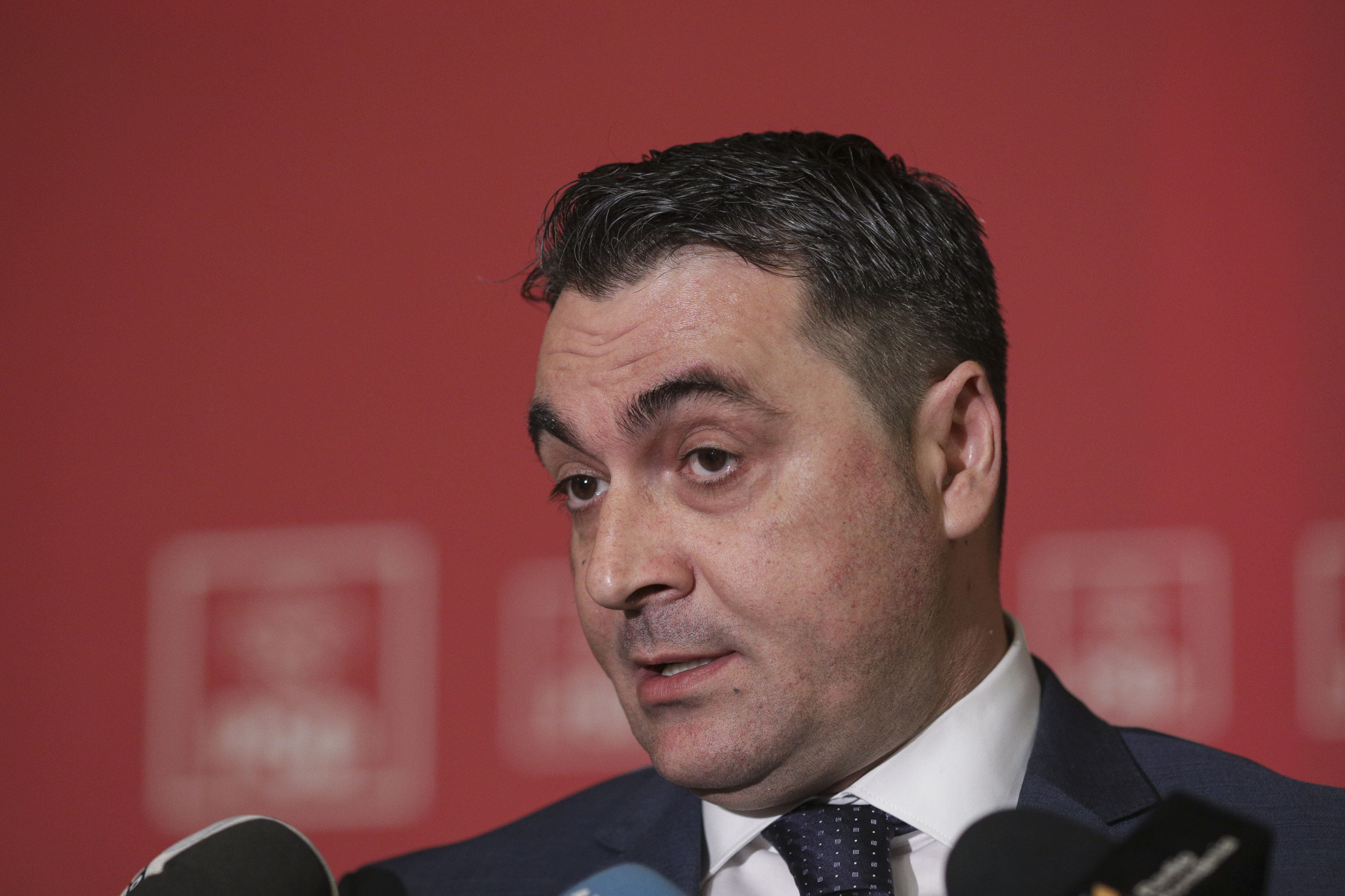 Schimb de replici cu tentă sexuală, la dezbaterea bugetului: „Nu am vrut să spun poziția 69, dar dacă insistați”/„Cunoașteți poziția”
