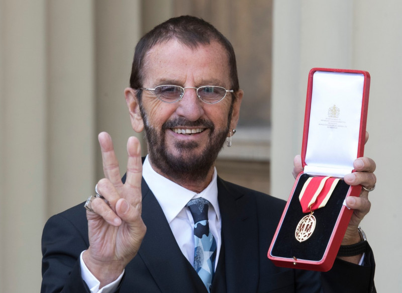 Ringo Starr la Palatul Buckingham