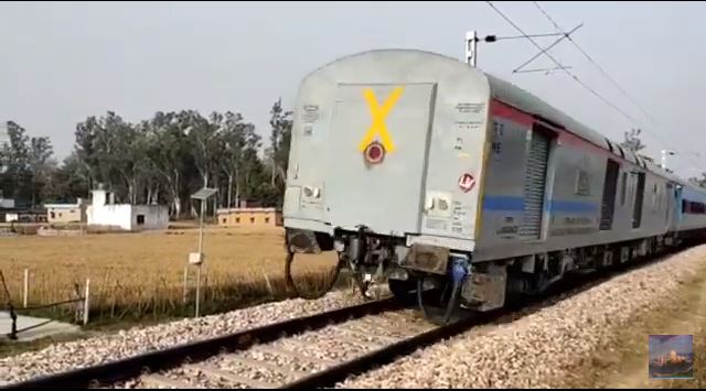 VIDEO. Un tren cu pasageri din India a mers cu spatele peste 35 de kilometri