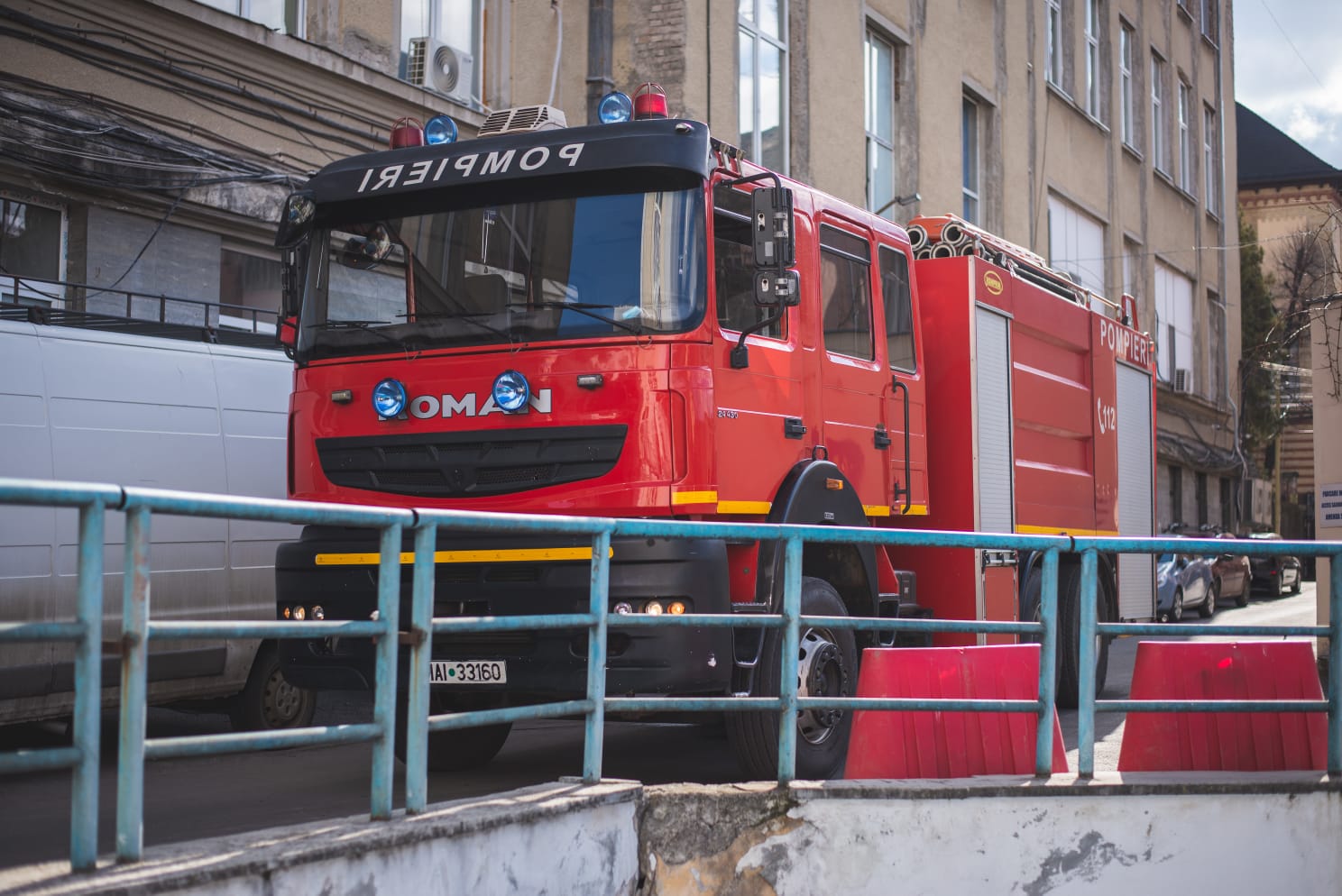 Spital rămas fără curent după ce transformatorul unității medicale a luat foc. ISU a trimis un generator