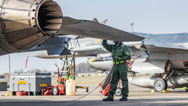 avioane F-16 belgiene consemnate la sol din cauza unor probleme tehnice la motoare