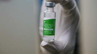 Vaccinul produs de AstraZeneca și Oxford este cunoscut în unele țări sub denumirea de Covishield.
