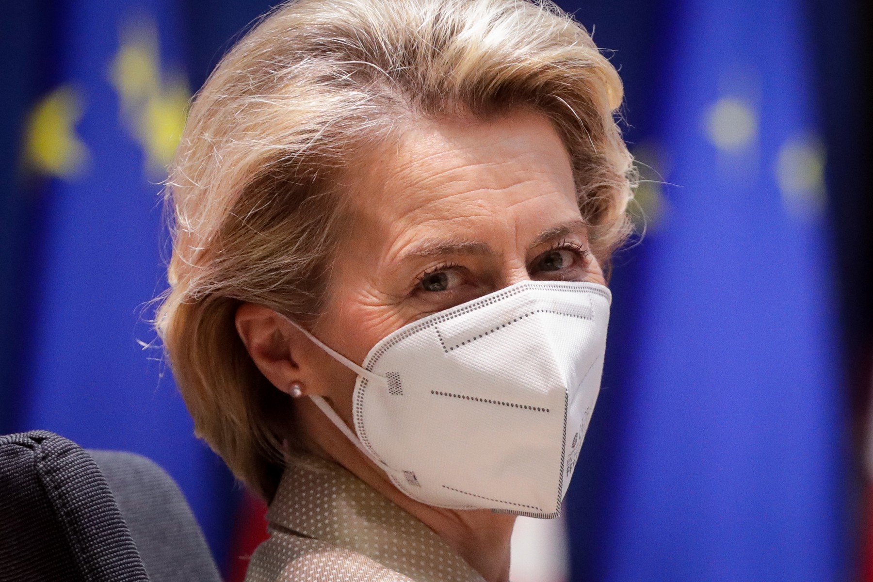 Ursula von der Leyen reia tonul dur față de AstraZeneca: „Respectaţi-vă contractul cu Europa înainte de a începe să livraţi altor ţări”