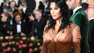 Kim Kardashian la o gală de modă în mai 2019.