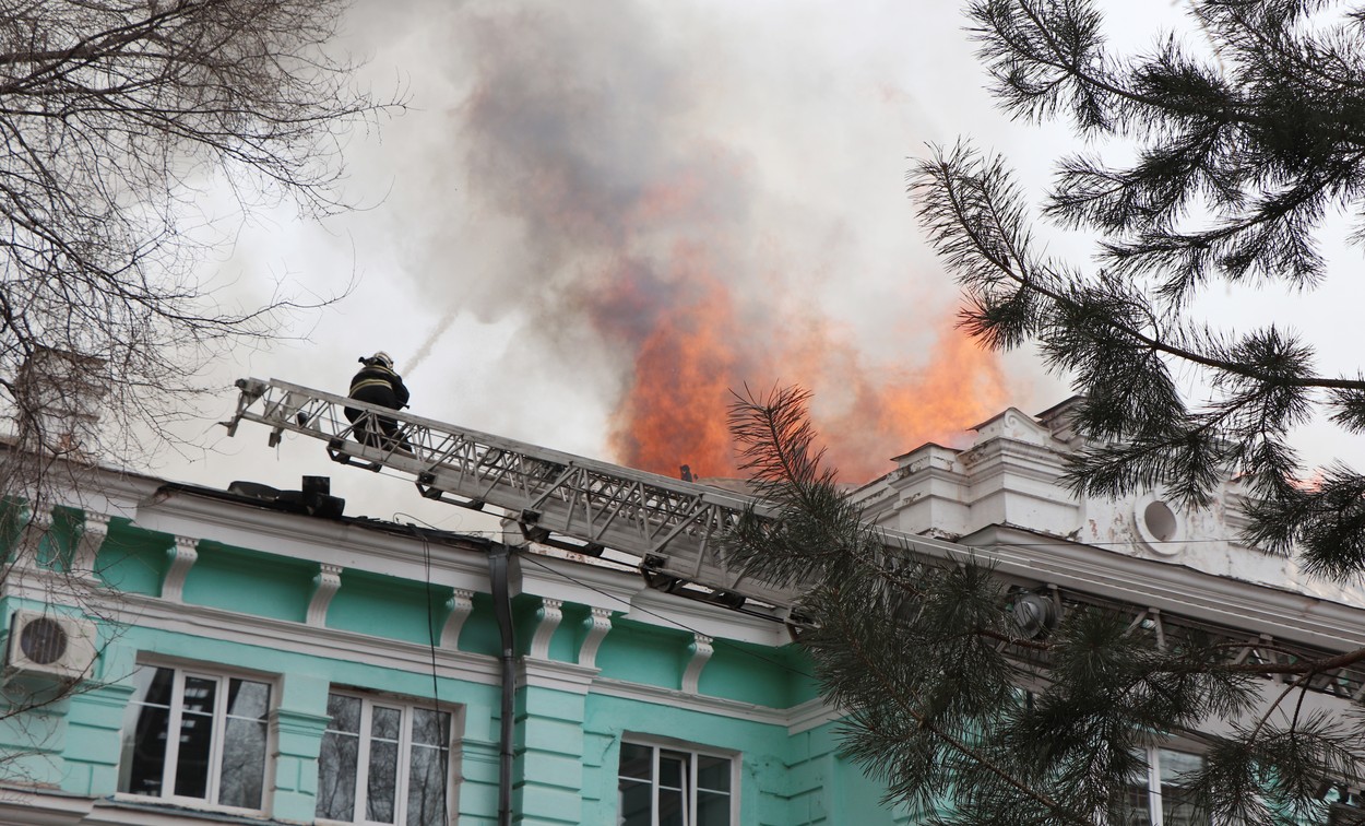 Fire hits cardiac surgery centre in Blagoveshchensk, Russia