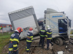 accident camion tren sursa ISU Vaslui 150421 (14)